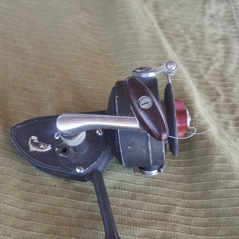 Daiwa Quick Vintage Spinning Reel - Black
